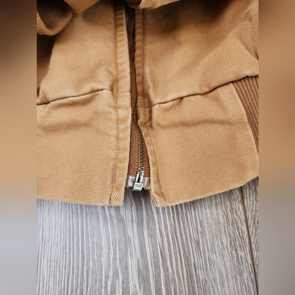 Carhartt Weathered Duck Wildwood Jacket Beth Dutton Yellowstone M/L/XL - Picture 12 of 12